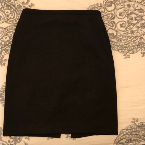 Express pencil skirt. Size 2. Dark brown. - Picture 1 of 3